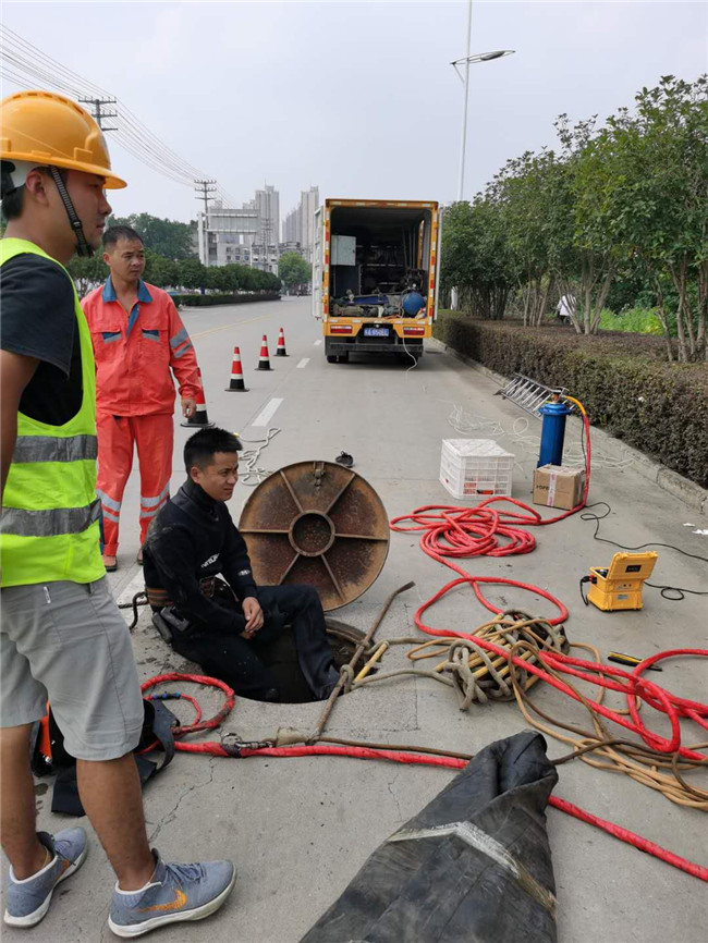 长坡镇翻衬法管道修复技术主要工序