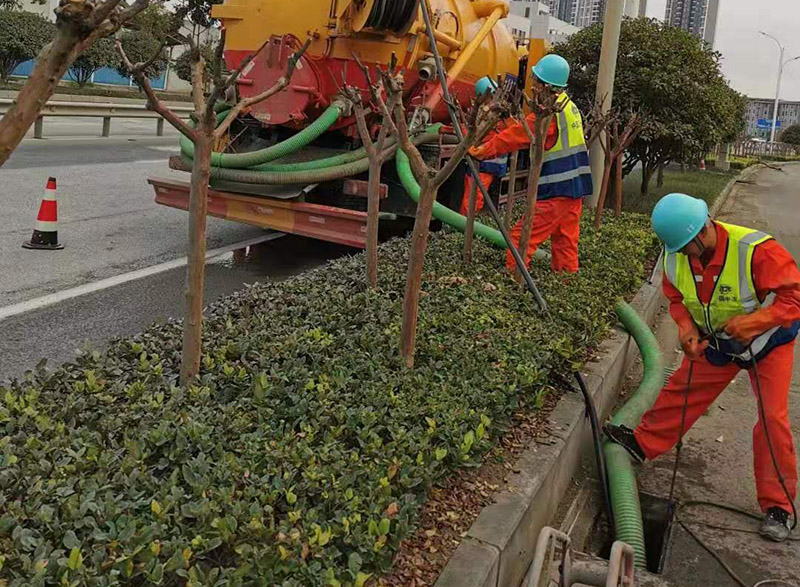 长坡镇市政管道清淤